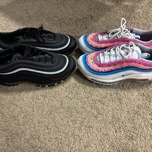 2 pairs of Air Max 97 Size 6Y
